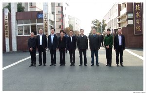 县教育局扶贫办公室同志来我校开展资助工作检查