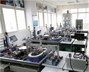 肥东师范学校机电技术应用专业