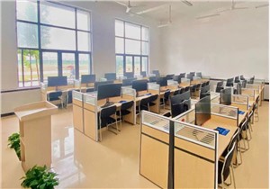 计算机应用与维修（IT银行方向）