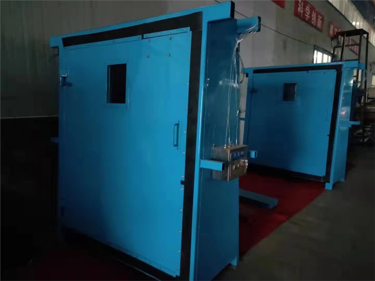 矿用自动防突风门