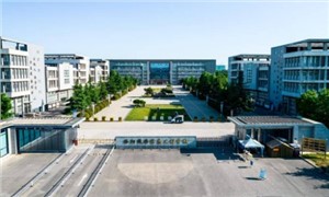 学校大门