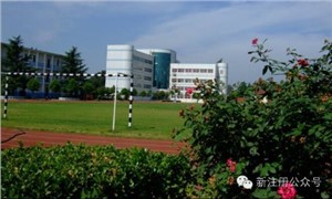 学校操场