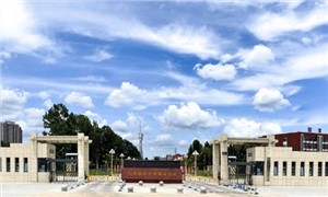学校大门