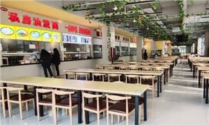 学校食堂