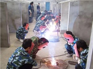阜阳科学技术学校焊接技术应用专业介绍