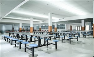 学校餐厅