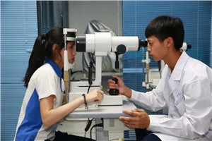 安徽省淮南卫生学校眼视光与配镜专业介绍