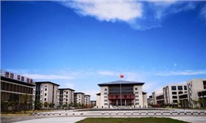 学校大门