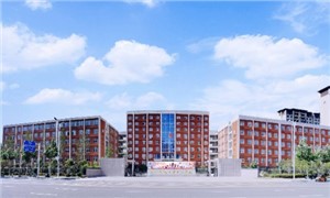 学校大门