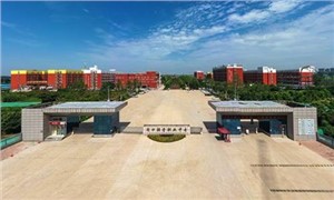 学校大门