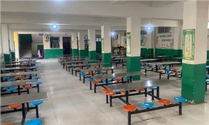 学校食堂