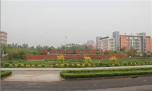 学校大门