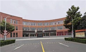 学校食堂
