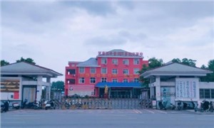 学校大门