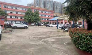学校操场