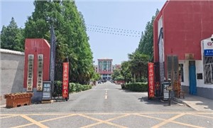 学校大门