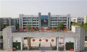 学校大门