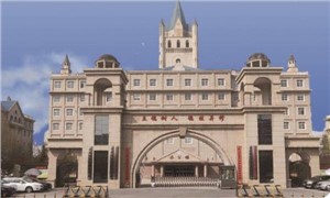 学校大门
