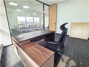 浦东地铁口小户型办公室出租
