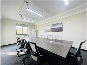 浦东新区地铁口外高桥自贸区小面积办公室出租