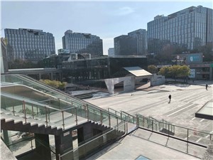东方万国企业中心