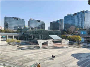 东方万国企业中心